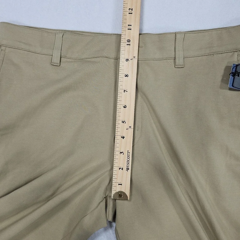 Travis Mathew Legacy Stretch Knit Pants Mens Tan Khaki Size 32 Golf Chino A42374